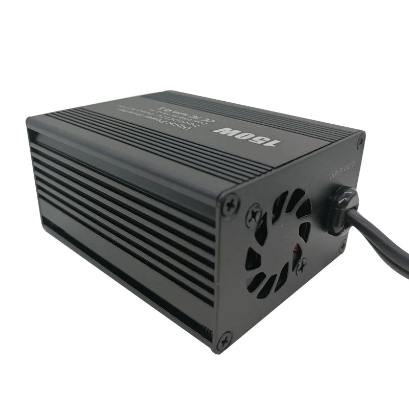 150 W-os autós inverter kettős USB-porttal, 3.1A, 12V-ról 110V/220V feszültségre